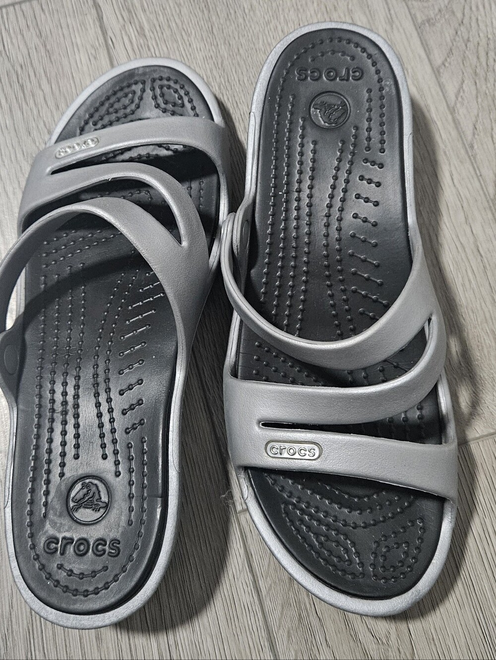 Crocs Meleen Twist Sandals Women’s Size 6 Silver Black Slides
